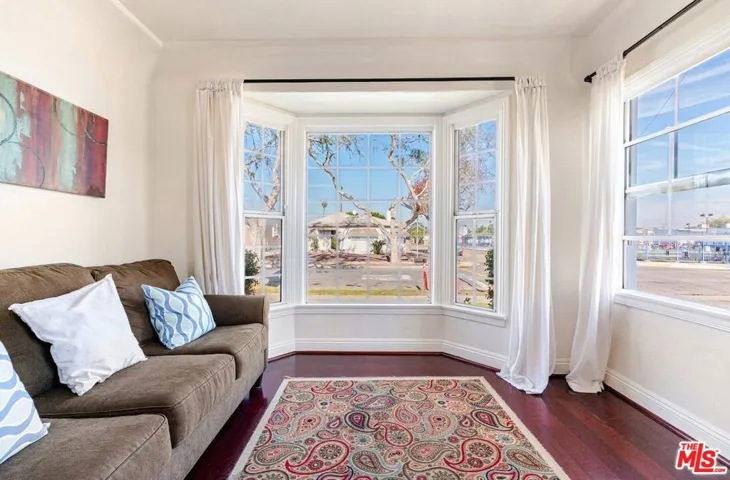 2900 W 80th Street, Inglewood, California 90305
