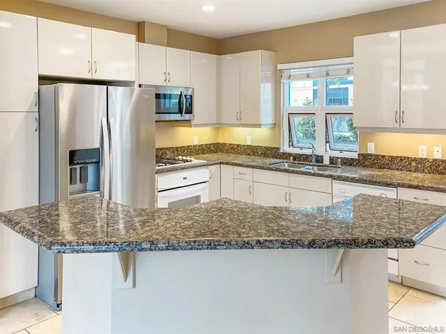 555 Front St 205, San Diego, California 92101