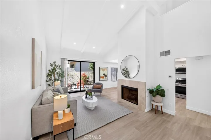 2303 W Millstream Drive 104, Fullerton, California 92833