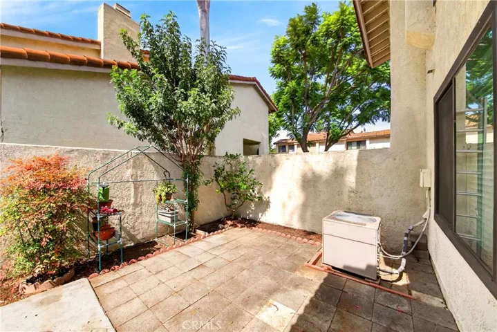2303 W Millstream Drive 104, Fullerton, California 92833