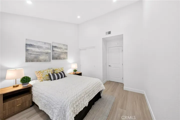 2303 W Millstream Drive 104, Fullerton, California 92833
