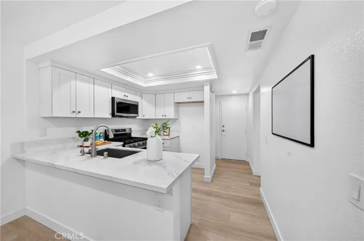 2303 W Millstream Drive 104, Fullerton, California 92833