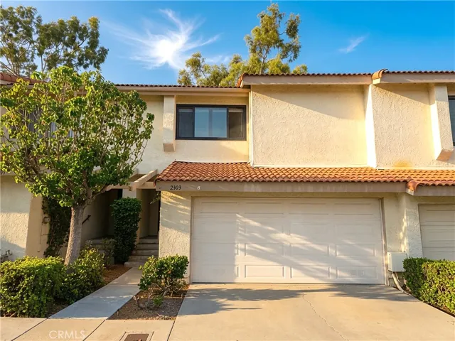 2303 W Millstream Drive 104, Fullerton, California 92833
