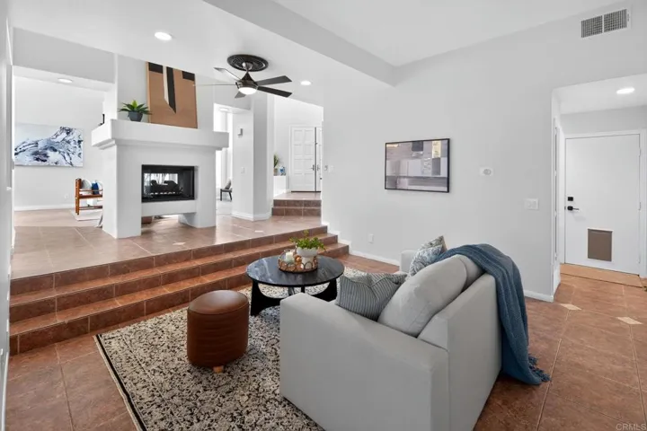 4923 Amador Drive, Oceanside, California 92056