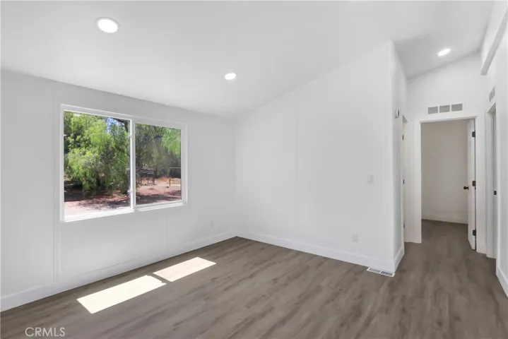 28247 Reservoir, Nuevo, California 92567