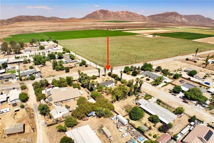 28247 Reservoir, Nuevo, California 92567