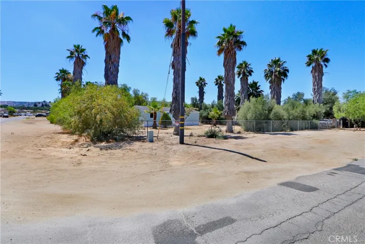 28247 Reservoir, Nuevo, California 92567