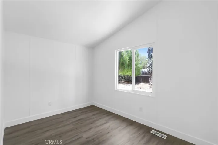 28247 Reservoir, Nuevo, California 92567