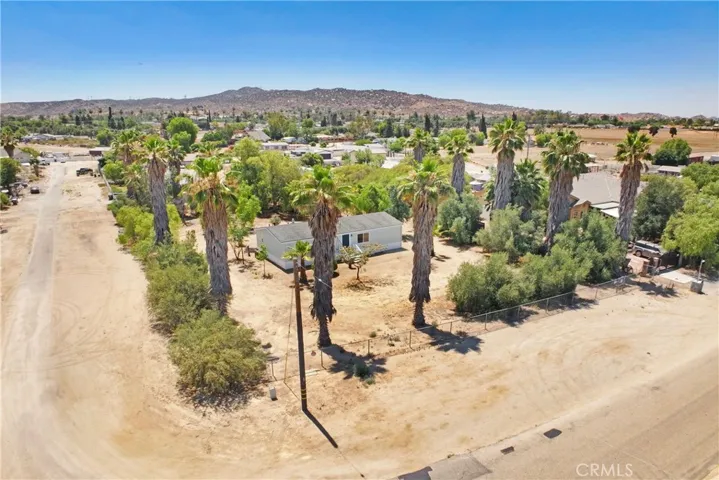 28247 Reservoir, Nuevo, California 92567