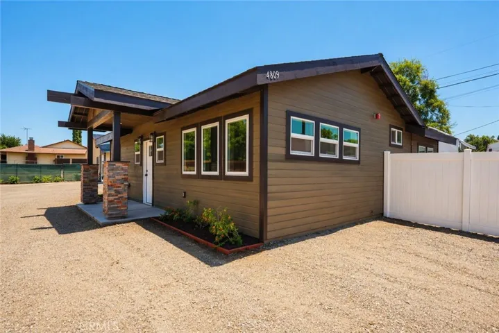 4809 Charlotte Way, Riverside, California 92504