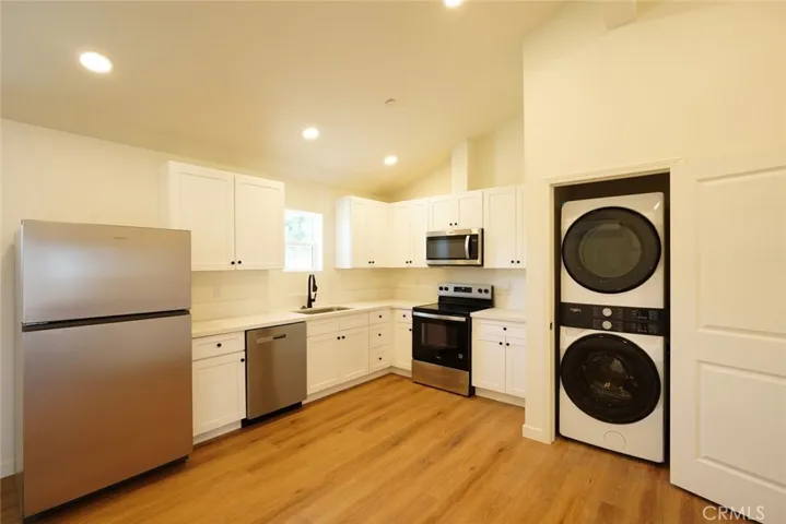 4809 Charlotte Way, Riverside, California 92504