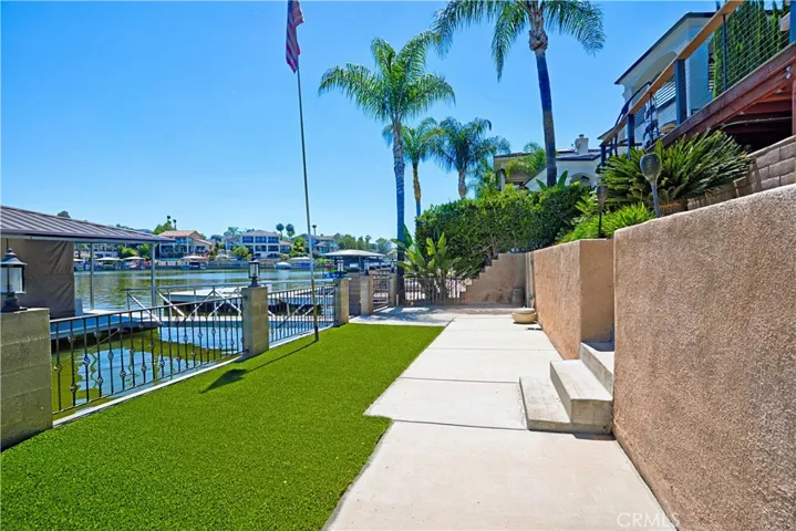 30374 Point Marina Drive, Canyon Lake, California 92587