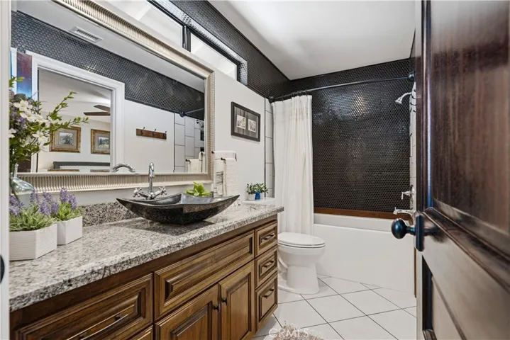 30374 Point Marina Drive, Canyon Lake, California 92587