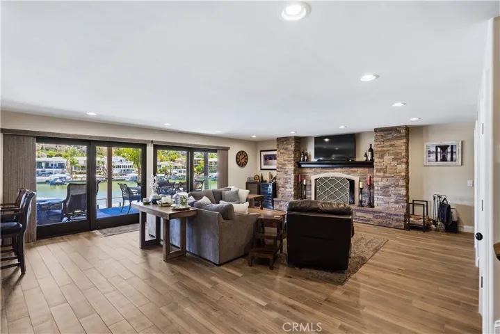 30374 Point Marina Drive, Canyon Lake, California 92587