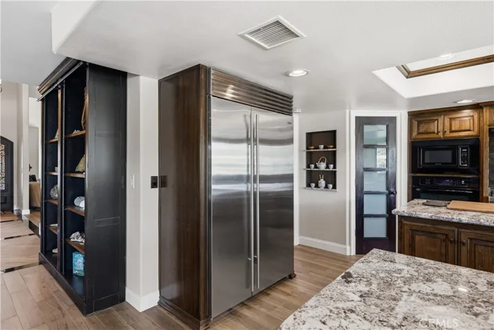 30374 Point Marina Drive, Canyon Lake, California 92587