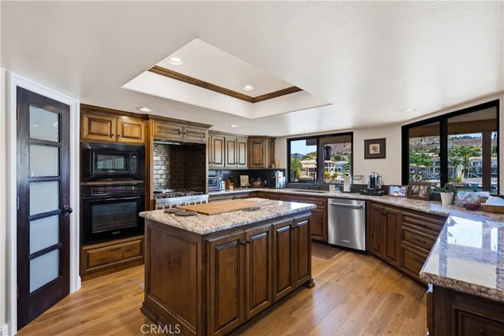 30374 Point Marina Drive, Canyon Lake, California 92587