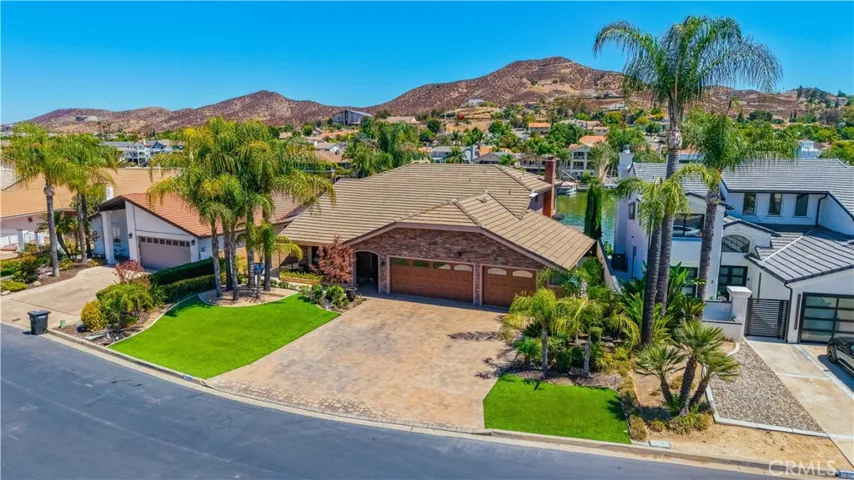 30374 Point Marina Drive, Canyon Lake, California 92587