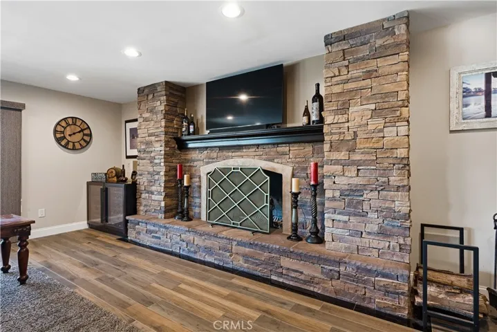 30374 Point Marina Drive, Canyon Lake, California 92587