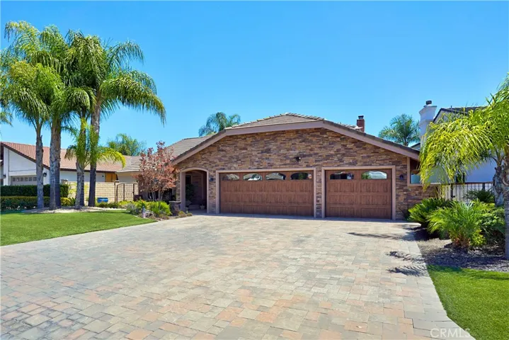 30374 Point Marina Drive, Canyon Lake, California 92587