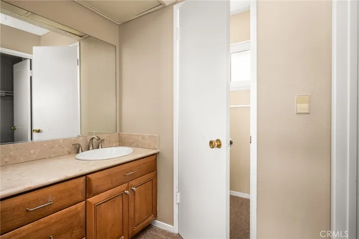 5242 Loyola, Westminster, California 92683