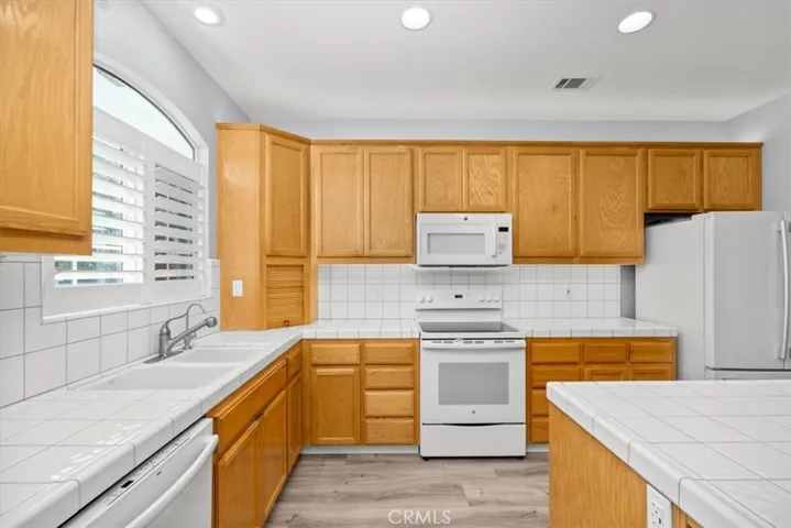 2063 Picadilly Court, Manteca, California 95336