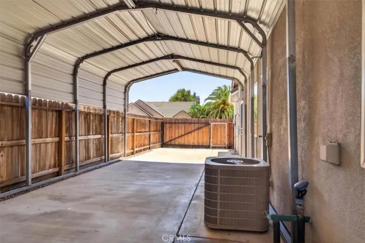 2063 Picadilly Court, Manteca, California 95336