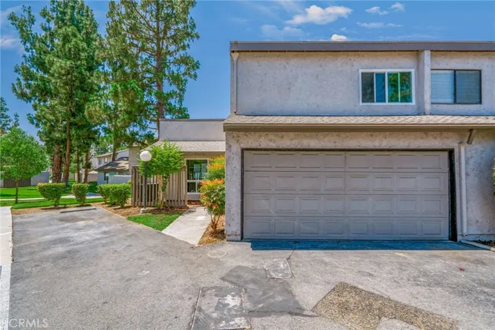 3002 E Via Siena, Anaheim, California 92806