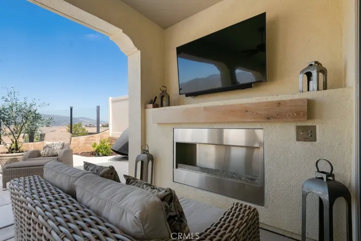 24125 Sprout Drive, Corona, California 92883
