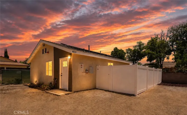 4811 Charlotte Way, Riverside, California 92504