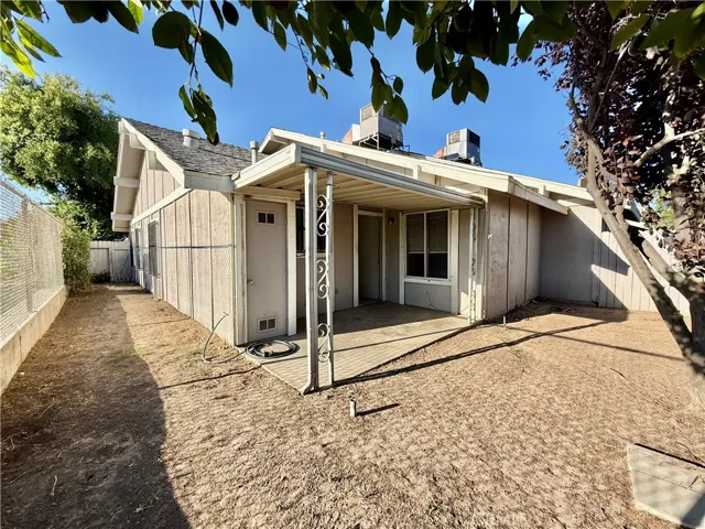 1027 W Dakota 113, Fresno, California 93705