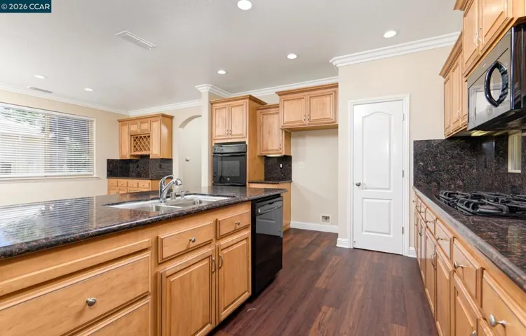 9569 Calibra Ln, Sacramento, California 95827