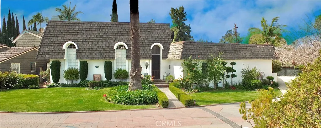 42 La Linda, Long Beach, California 90807