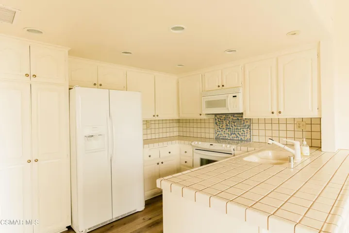 SM Kitchen 2