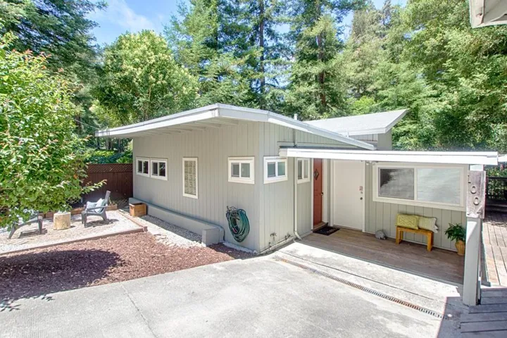 1004 Laurel Avenue, Felton, California 95018