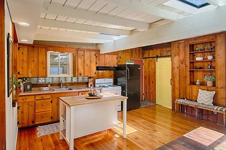 1004 Laurel Avenue, Felton, California 95018