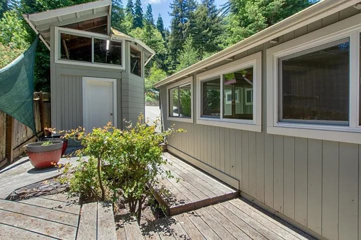 1004 Laurel Avenue, Felton, California 95018