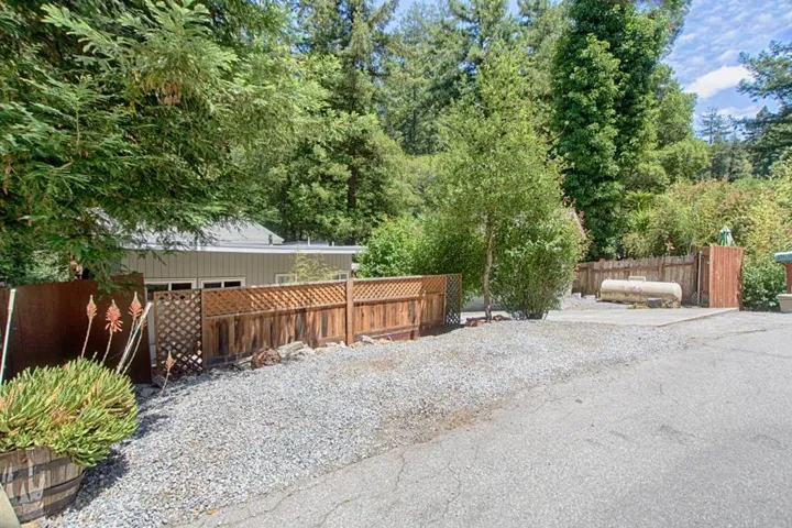 1004 Laurel Avenue, Felton, California 95018