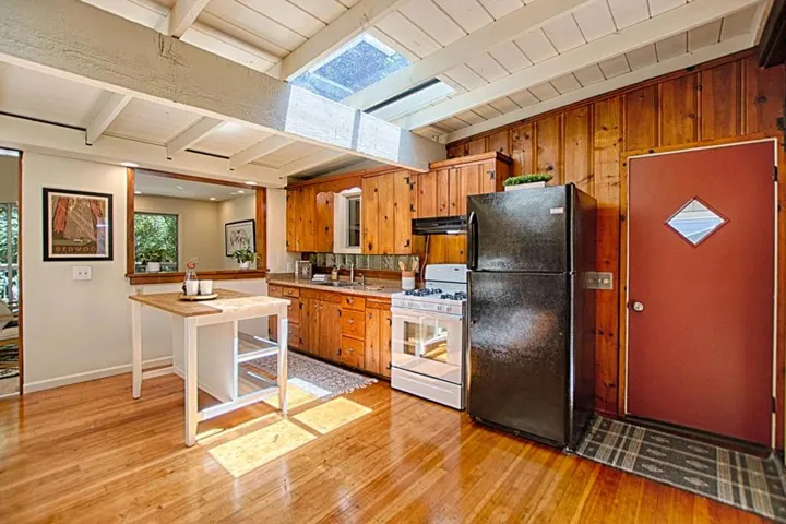 1004 Laurel Avenue, Felton, California 95018
