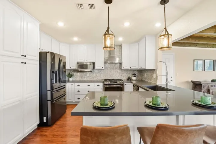 10029 Via Leslie, Santee, California 92071