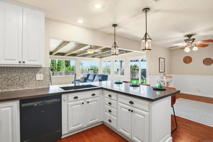 10029 Via Leslie, Santee, California 92071