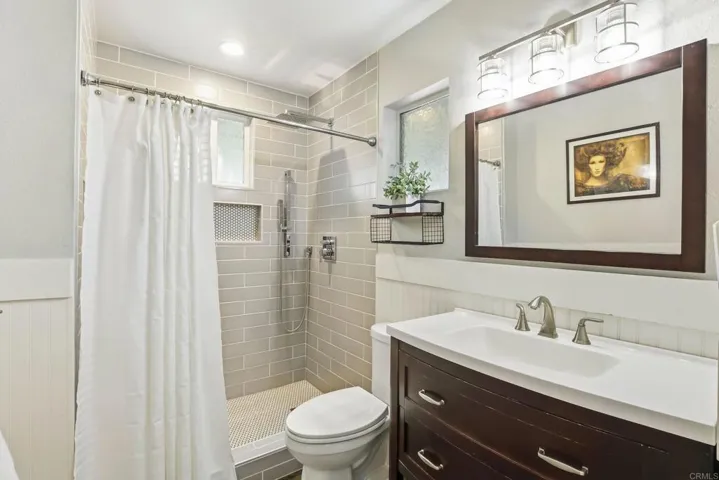 10029 Via Leslie, Santee, California 92071