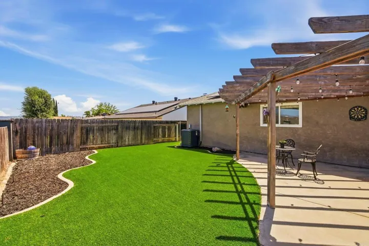 10029 Via Leslie, Santee, California 92071