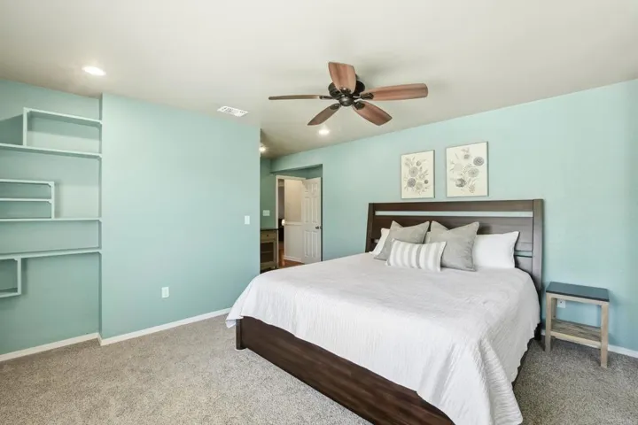 10029 Via Leslie, Santee, California 92071