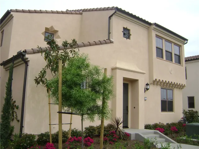 85 Painted Trellis 24, Irvine, California 92620