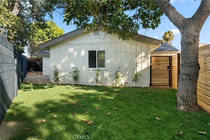 2101 N Hathaway, Santa Ana, California 92705