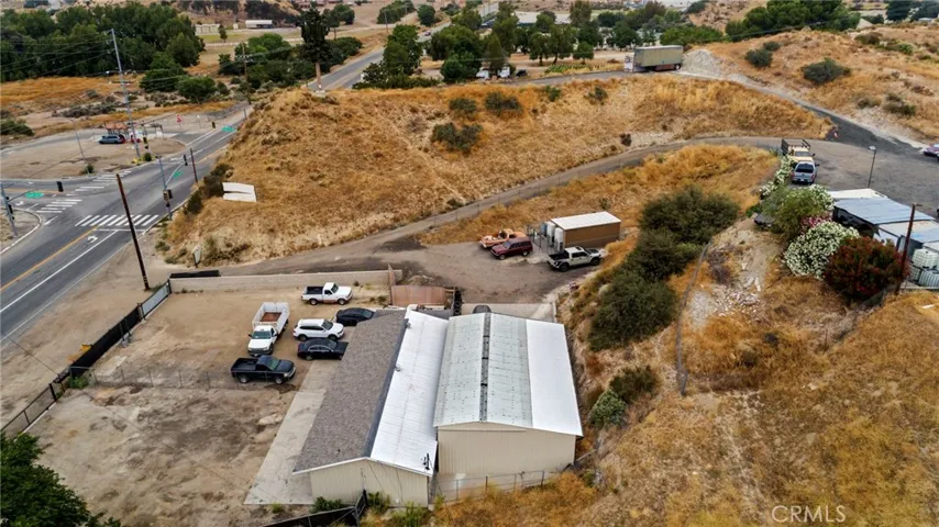Property located off Sierra Hwy.