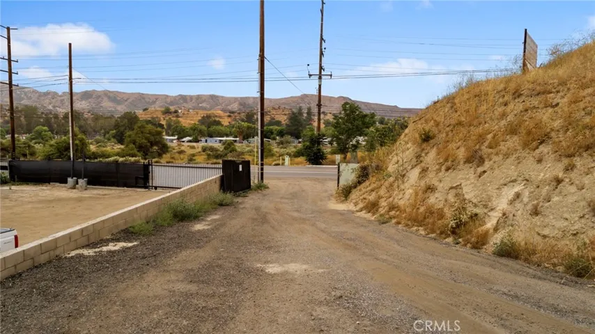 Graded entrance.