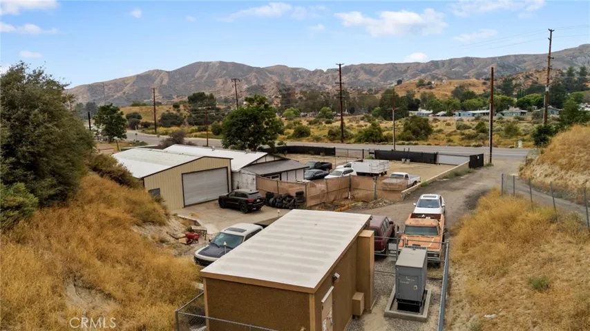 Large Flat lot and warehouse space.