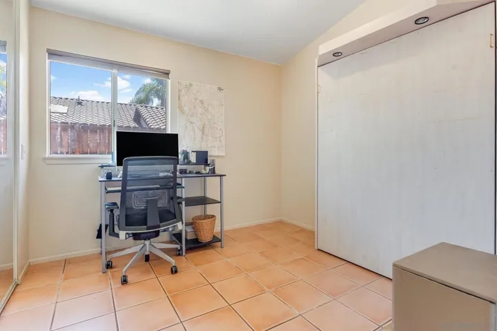 2020 N Nutmeg, Escondido, California 92026