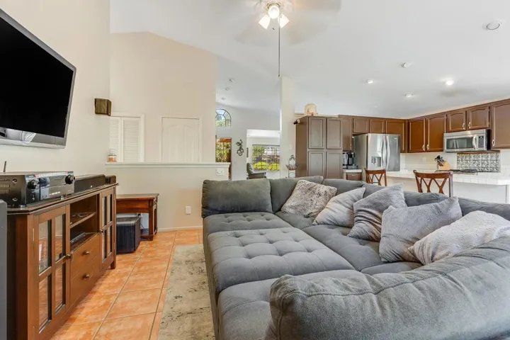 2020 N Nutmeg, Escondido, California 92026